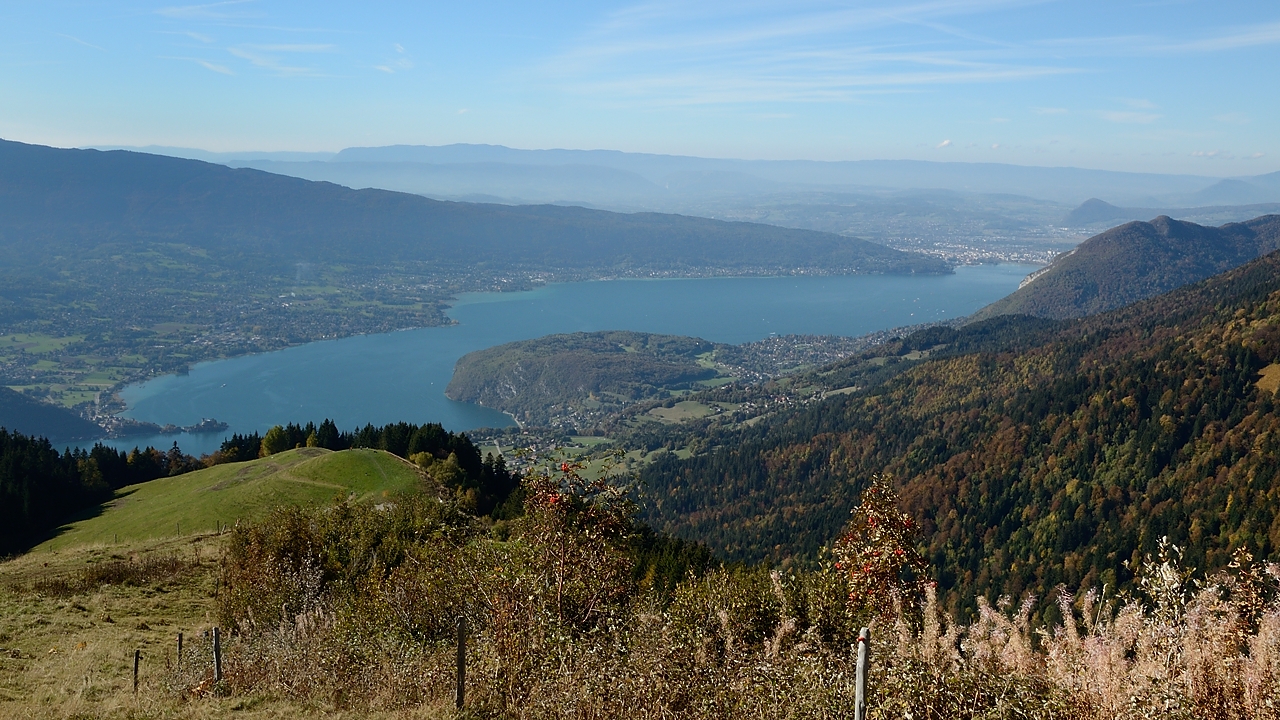 20161022-041-Tourrnette.jpg - Au Col  de  l'Aup : dernier coup d'oeil sur Lac d'Annecy