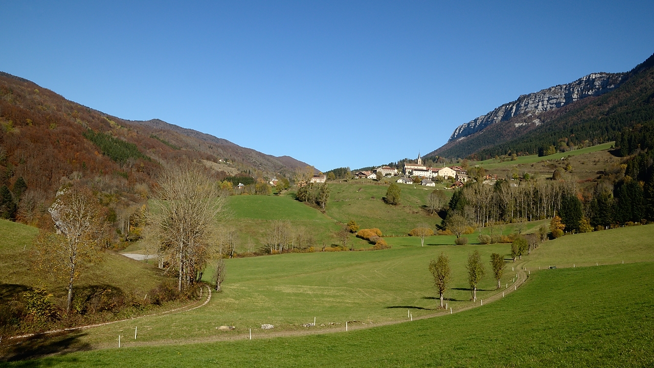 20161030-013-Vercors-velo.jpg - En arrivant a Rencurel (enfin au soleil)