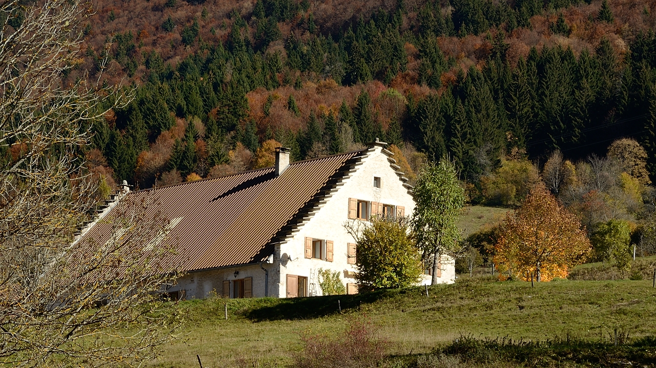 20161030-015-Vercors-velo.jpg - Maison typique du Vercors