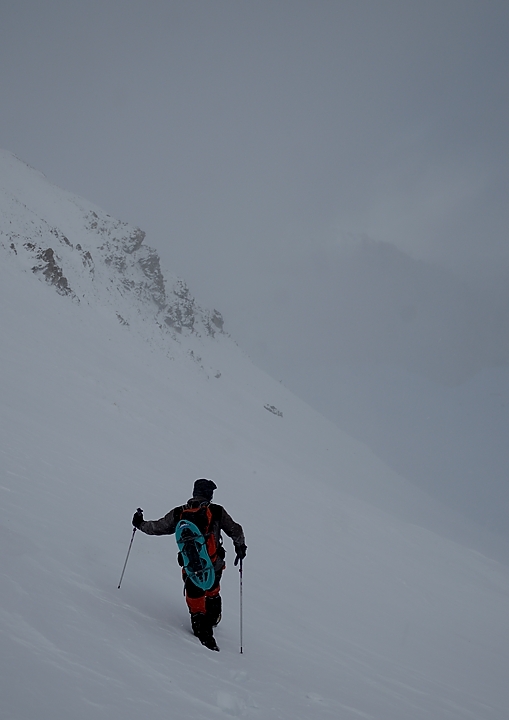 20161111-004-ColLarche.jpg -  ... mais par moments on n'y voit tout de  meme pas grand chose ; là dans la descente du Col de Boeuf (et aux moments les plus difficiles, je  n'ai pas sorti l'appareil)