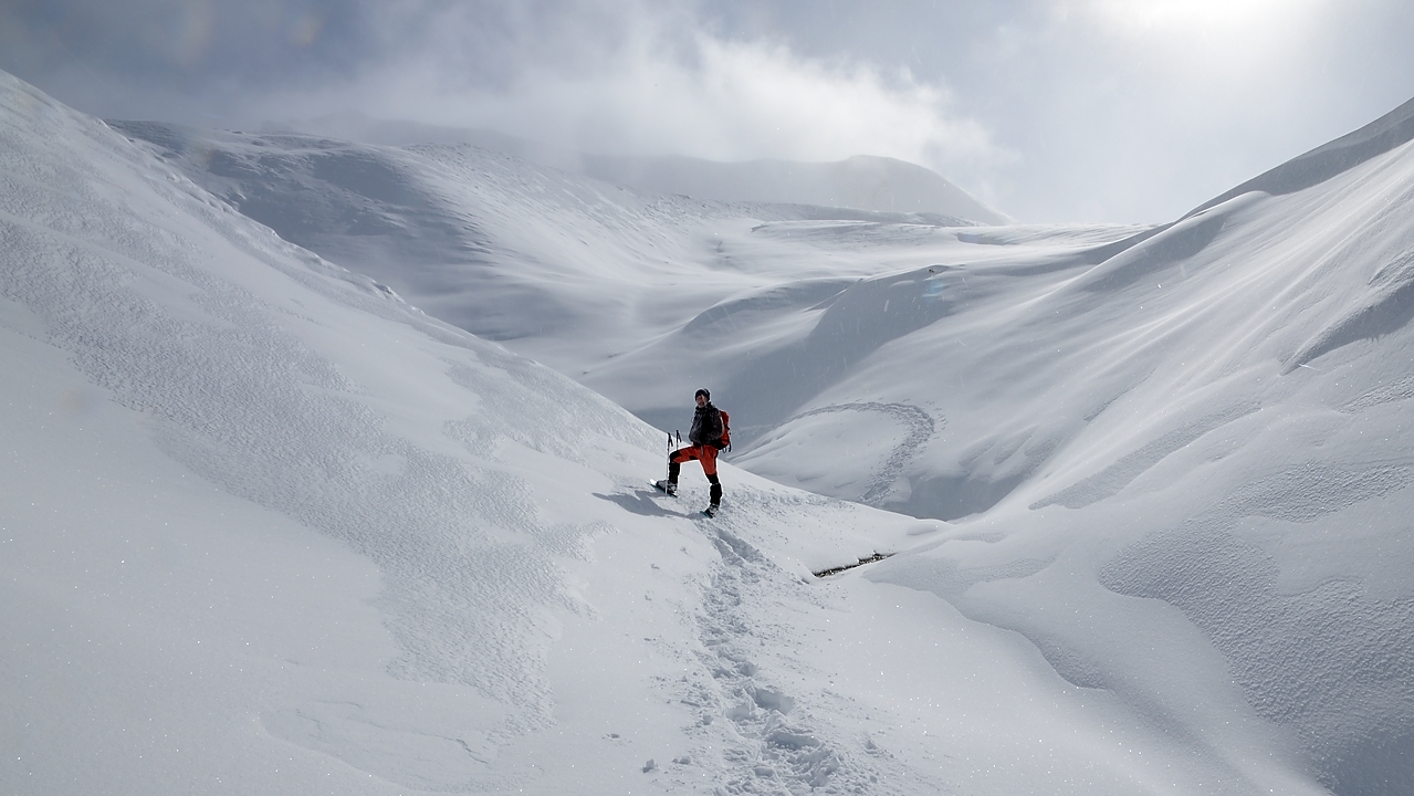 20161111-009-ColLarche.jpg - Dans la descente du Col des Monges, les conditions s'adoucissent