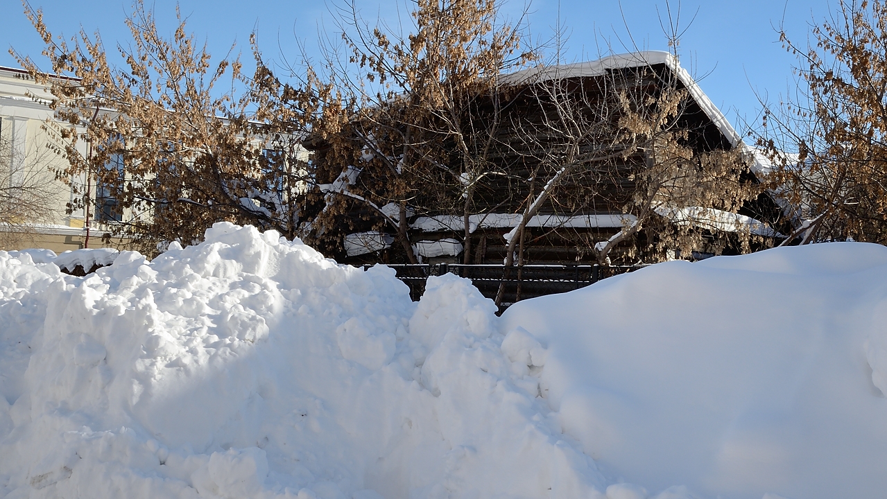 20170217-050-Kazan.jpg - Lots of snow even in the city