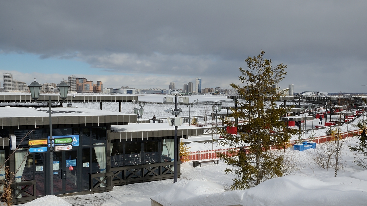 20170219-144-Kazan.jpg -  ...  ice skating zone