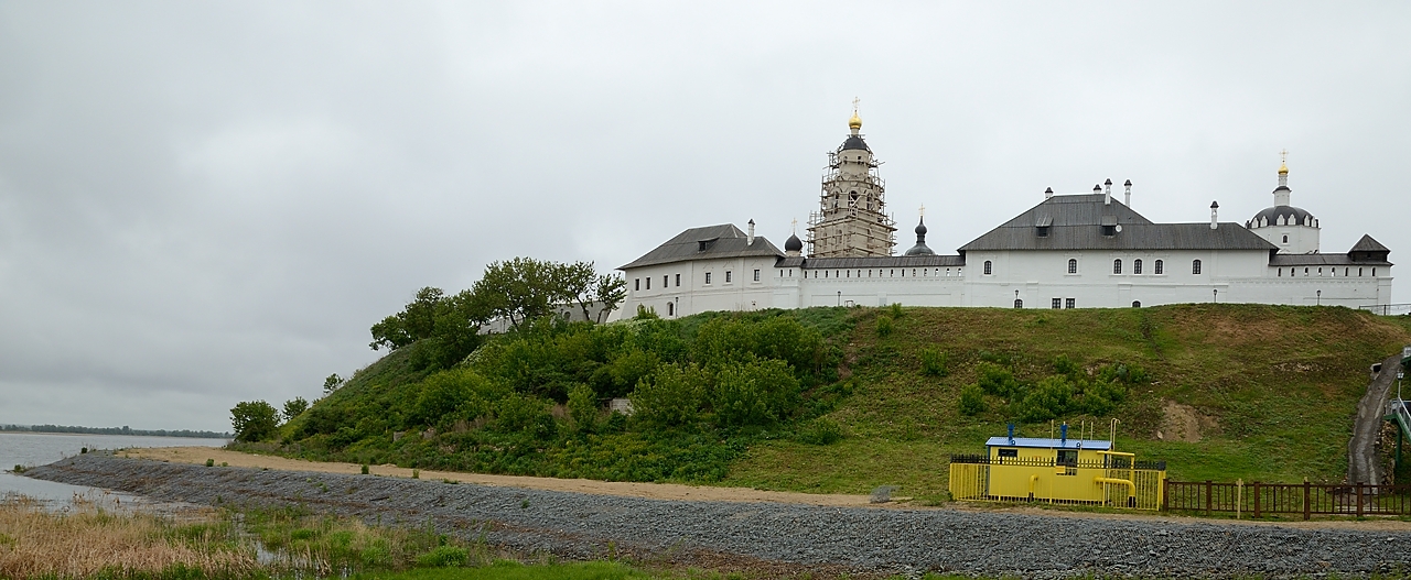 20170606-003-SyrCose-Innopoli.jpg - View on Sviiajsk  from the parking area