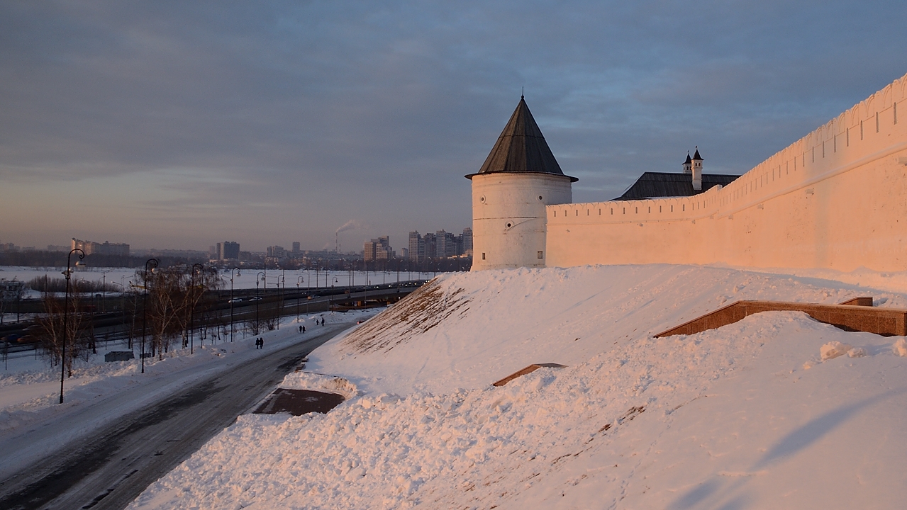 20180217-034-Kazan.jpg -  ... with view on the confluence of Volga and Kazanka