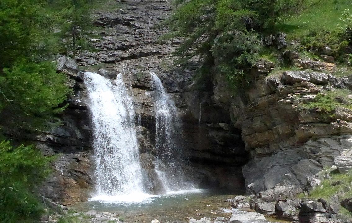 20170618-023-RocBlanc.jpg - Suite de cascade dans la descente du lac