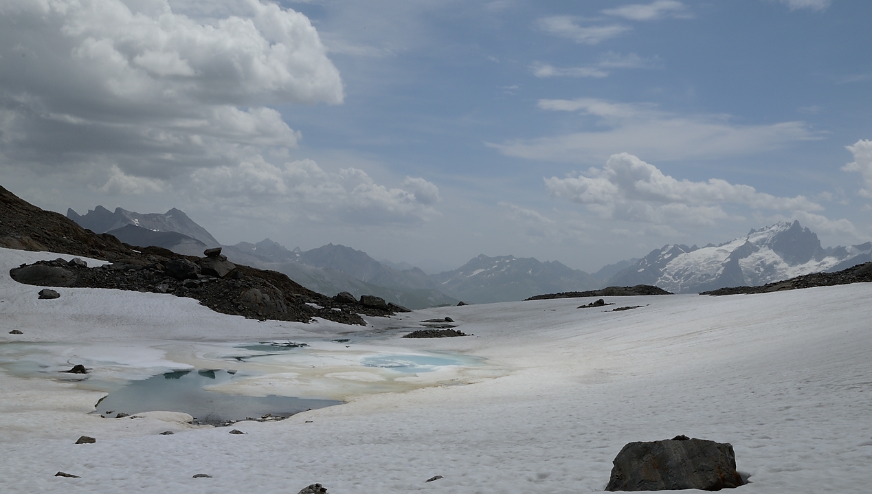 20170708-027-Quirlies.jpg -  ... on approche la fin de la neige