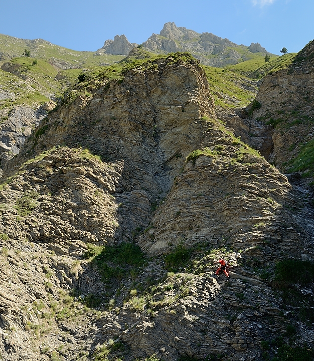 20170723-021-Piolit.jpg - On vient de quitter le chemin principal qui descend au parking, pour traverser dans Les Plates et les Cournelles : chemin magnifique (qu'il faut parfois deviner, peu de passage) ...