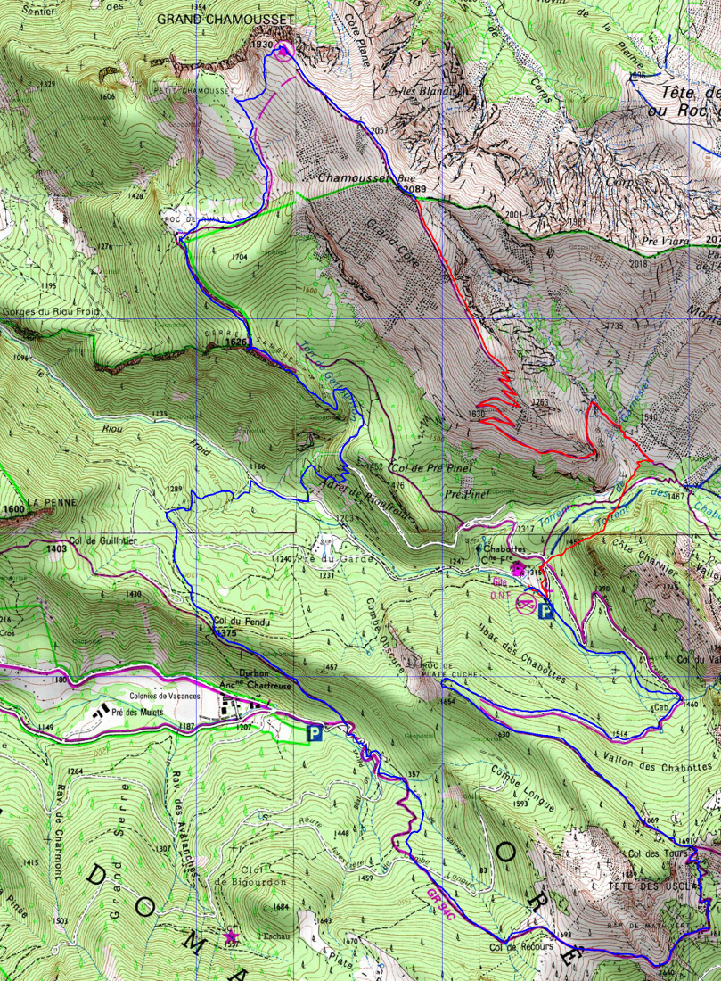 20170903-000-Chamousset-trace.jpg - Trace : Le point culminant, le Chamousset (2089m seulement) est vite atteint (trace en rouge) puis redescente pour croiser la route par laquelle on est monte en voiture d'ou on repart pour un enchainement de 3 petits cols avant de replonger sur le parking du depart