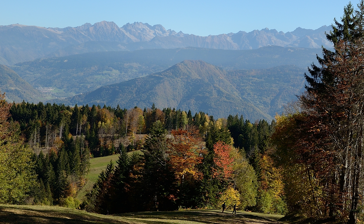 20171014-037-PasCharasson.jpg - Couleurs d'automne sur la piste de ski juste avant le retour au Col de Marcieu