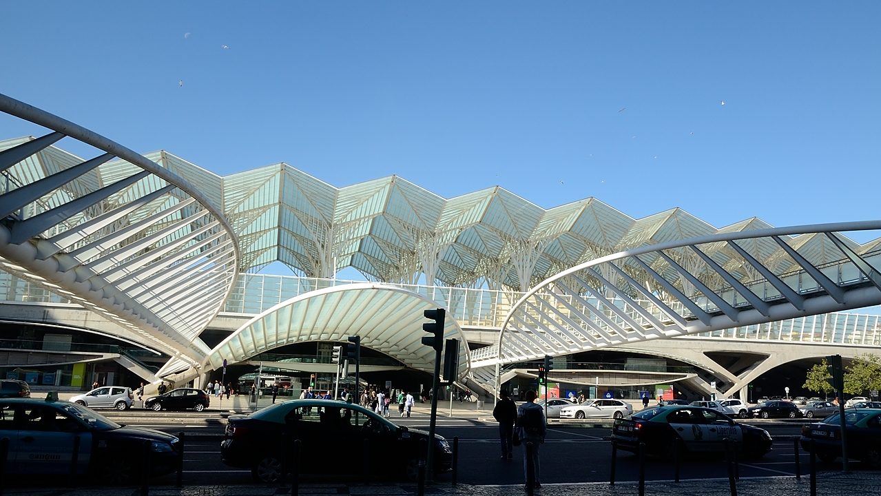 20171111-058-Lisboa.jpg - Gare do Oriente and Parque das Naçoes (Expo 98): the railway (and bus) station ... 