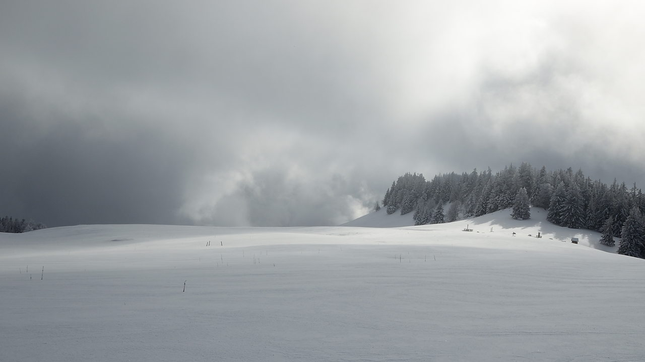 20171209-014-Sornin.jpg - ... vue en direction du parking (pas tres utile en ce moment)