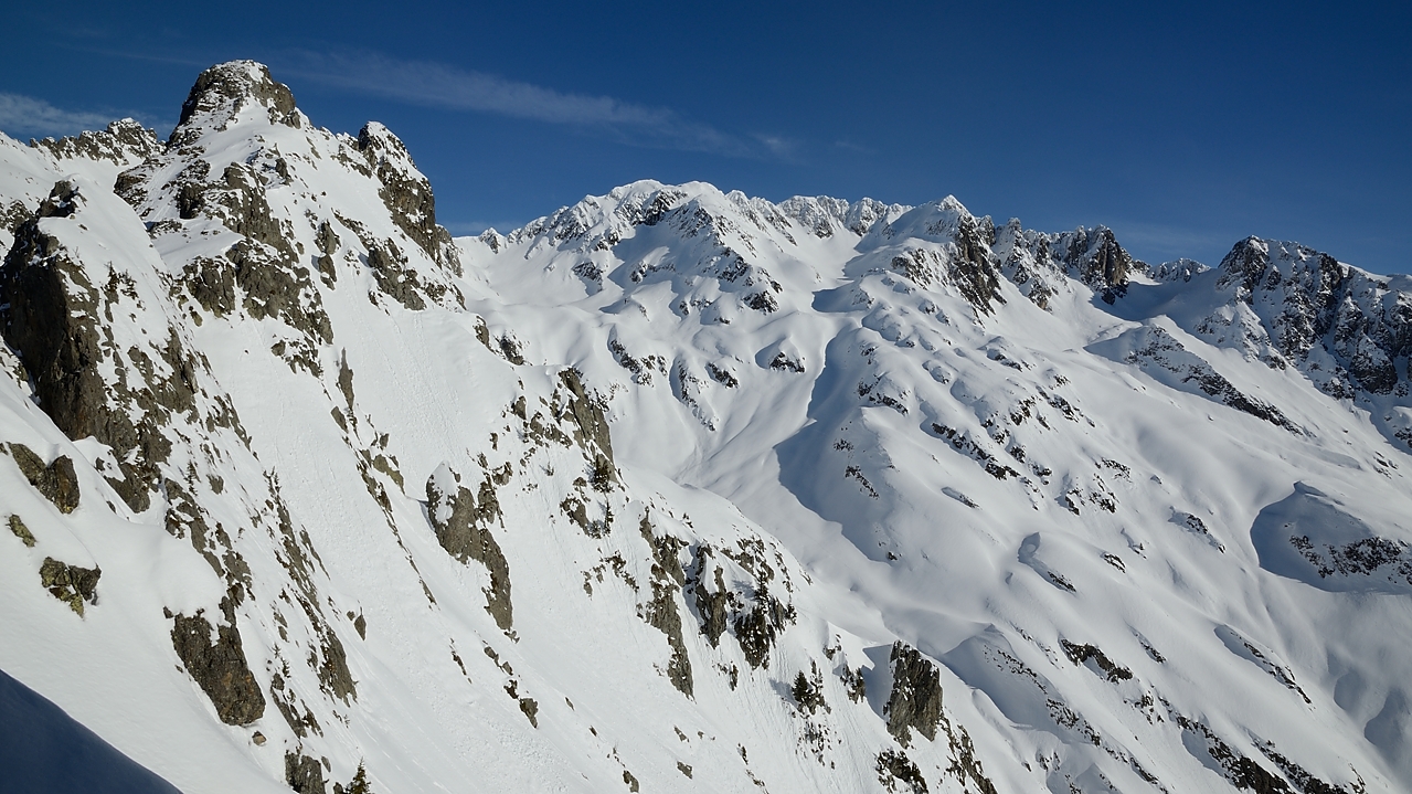 20171223-010-PasPin.jpg - Arrivee au col : vue sur la face sud de la Belle Etoile