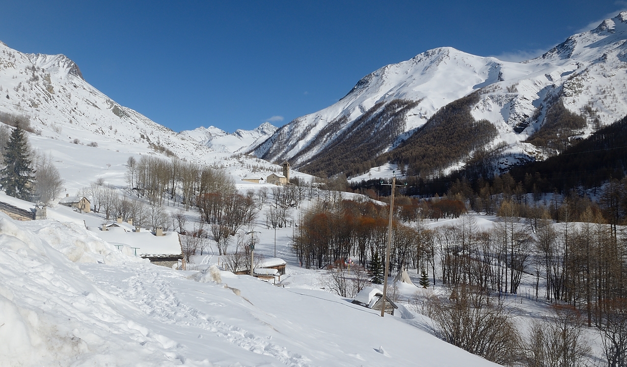 20180204-027-PteBasseMary.jpg - Du même endroit vers le haut de la vallée de l'Ubaye ... juste avant de prendre la route