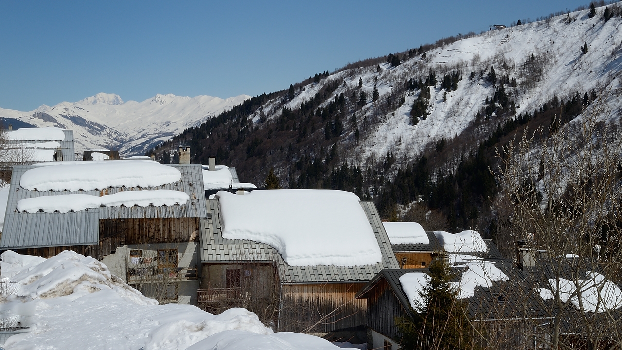 20180324-025-PortesMontmelian.jpg -  ... au fond, le Mont Blanc ...