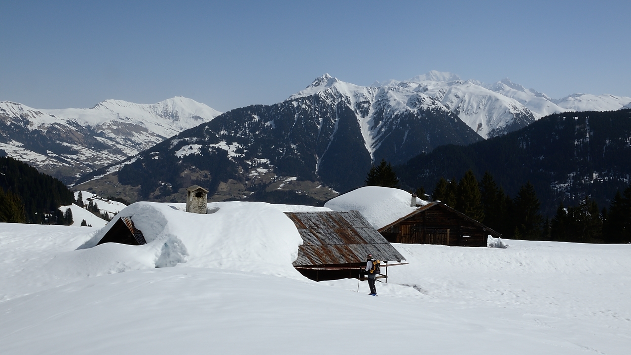 20180407-023-LegetteMirantin.jpg - De retour au Plan Villard ... où il reste seulement quelques mètres à descendre ... en très mauvaise neige (on le savais depuis le matin quand on est montée dans la soupe déjà)