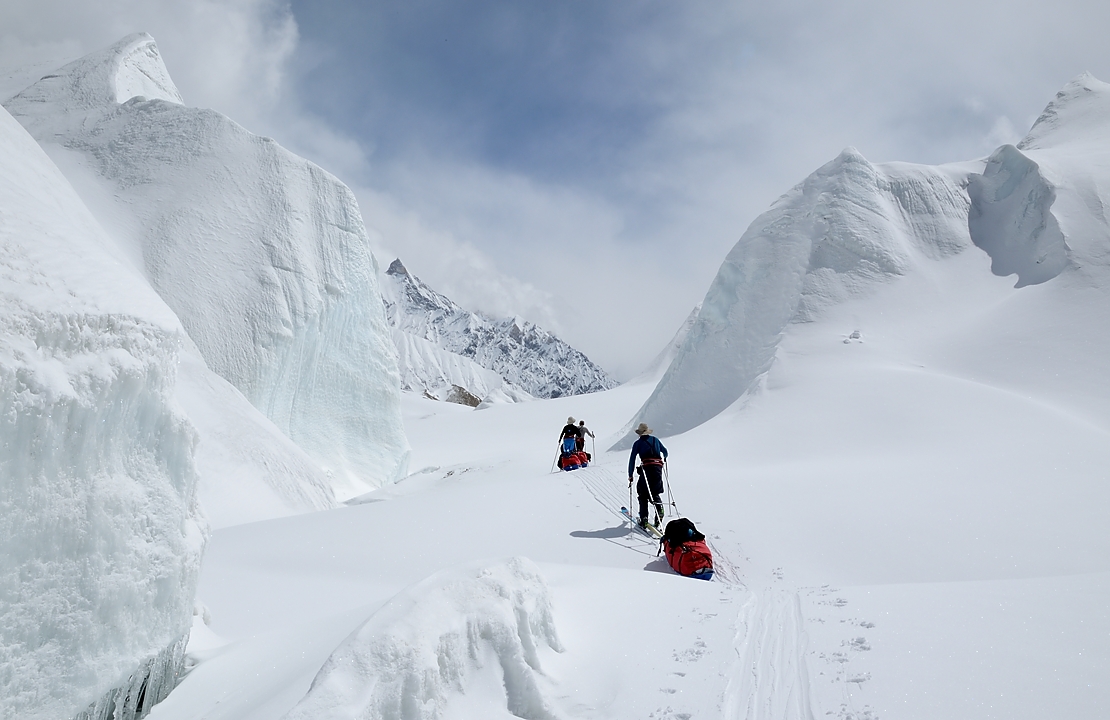 2016-04-23-0502-Ski-Baltoro-j2.jpg -  ...