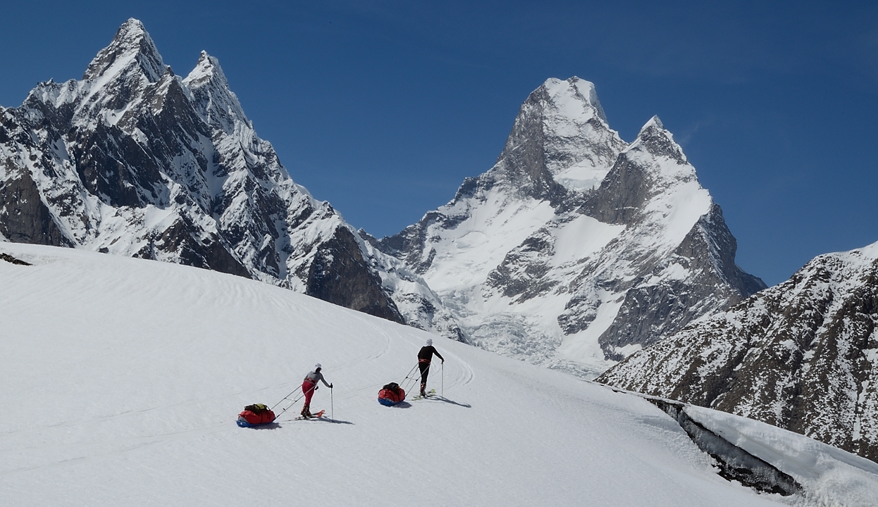 2016-05-02-1046-Ski-Baltoro-j11.jpg -  ...