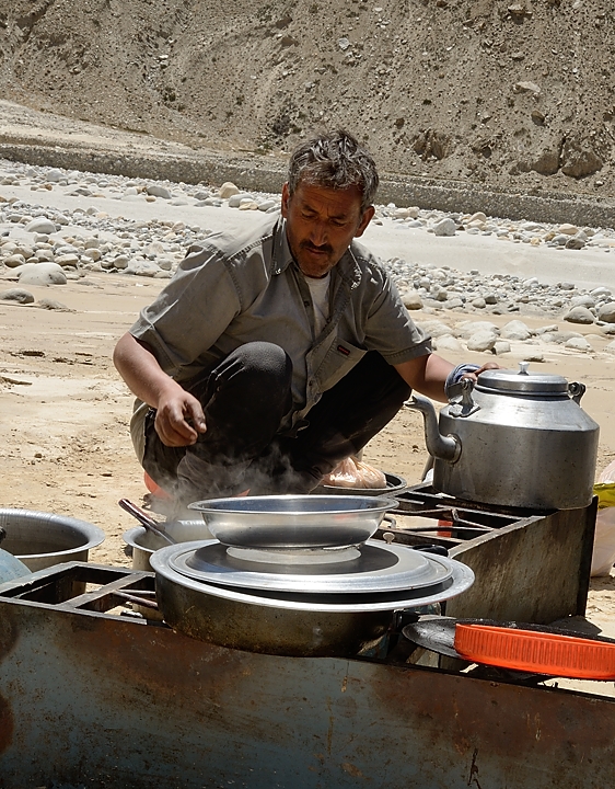 2016-05-07-1269-Trek-PayuJula.jpg - Notre cook