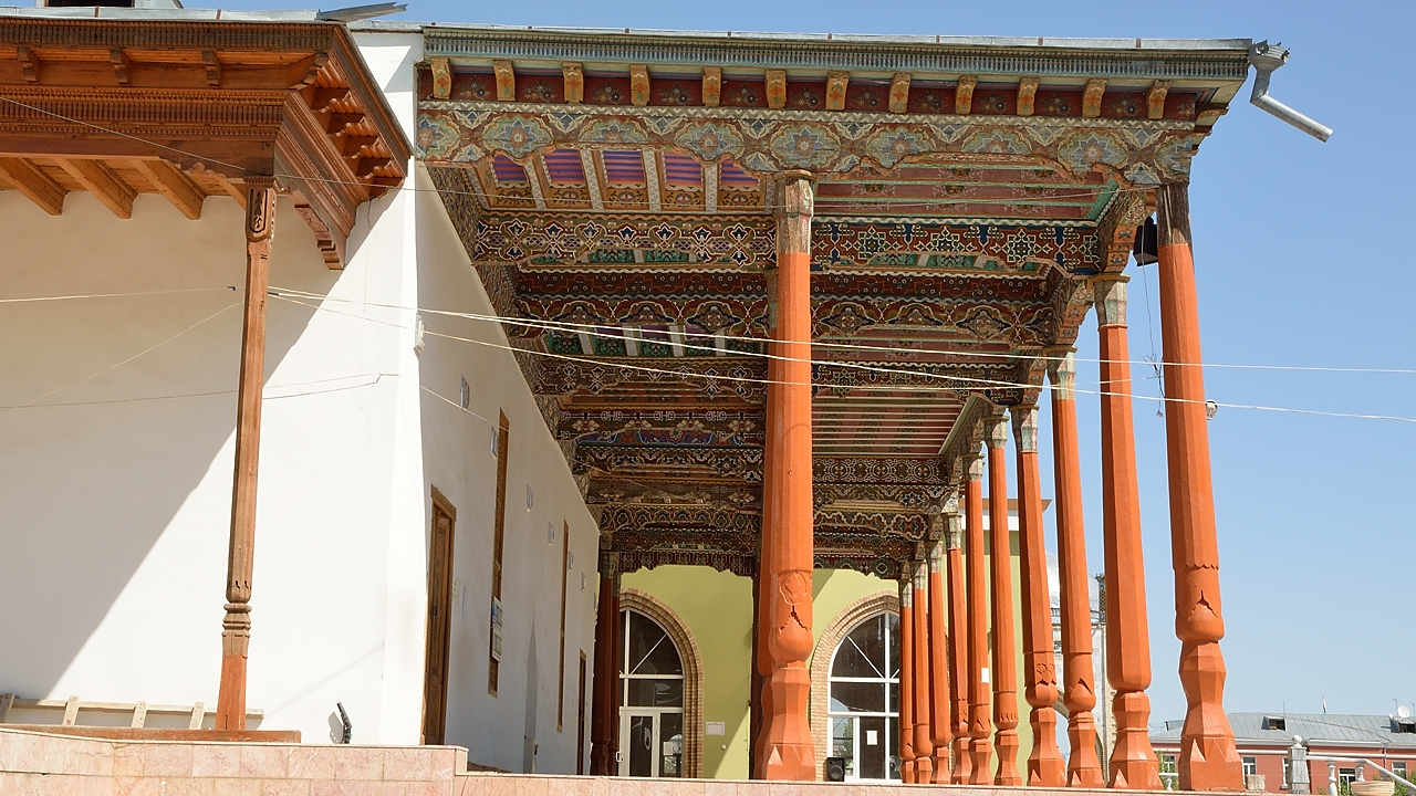 Tadjikistan-J12-2012-08-02-014-IstarafShakristo.jpg -  ...