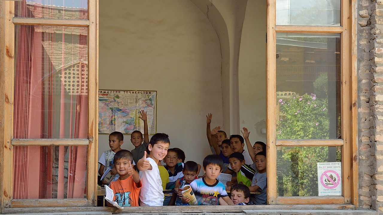 Tadjikistan-J12-2012-08-02-020-IstarafShakristo.jpg -   ...  