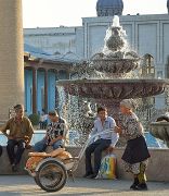 Tadjikistan-J09-2012-07-30-025-BustonKhujand
