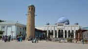 Tadjikistan-J10-2012-07-31-002-KhujandNov