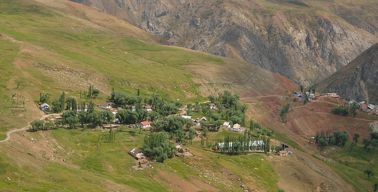 Tadjikistan-j26-12-08-16-049-AnzobPassVarzob.jpg