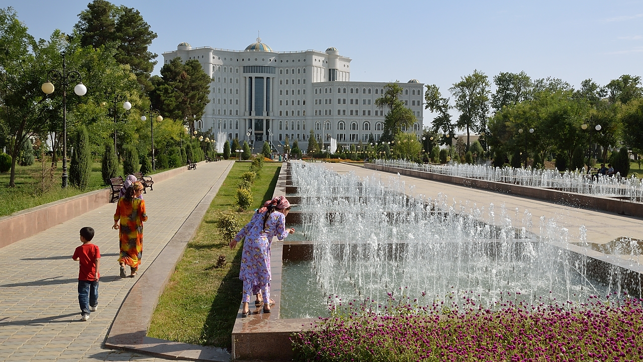 Tadjikistan-j29-12-08-19-084-Dushanbe.jpg