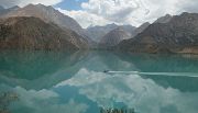 2012-08-11-14-Fan-Iskanderkul