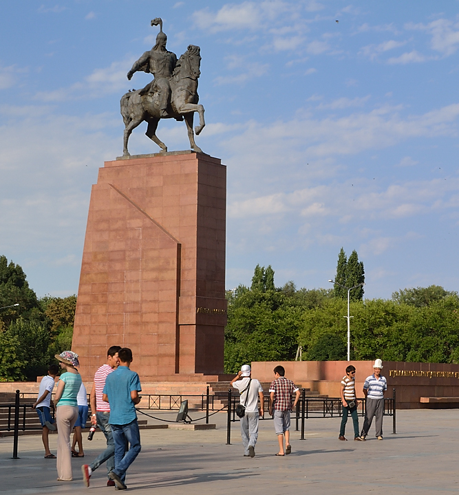 20130726-050-Bichkek.jpg - Manas Monument on Ala-Too place
