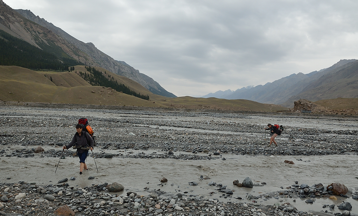 20130802-022-Trek.jpg - godd that our russian friends arrive