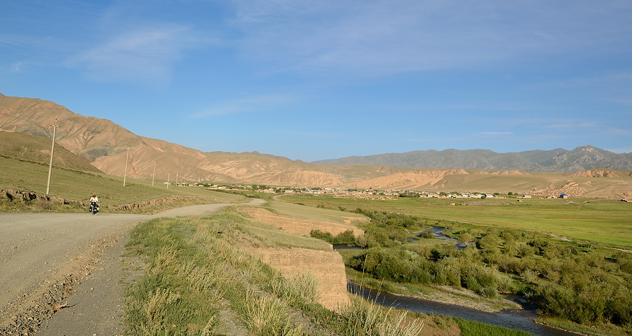 20130817-059-Song-Kul.jpg - In the Tolok valley after Kek-Suu